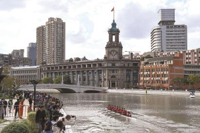 “上艇”竞逐苏州河 成上海体育的又一张“金名片”