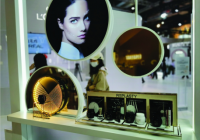 一款可以“打印”超过1000种颜色的“口红打印机”来了