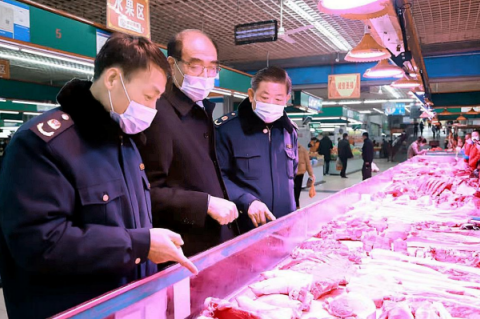 徐州强化农贸市场监管 为消费者的“菜篮子”把好关