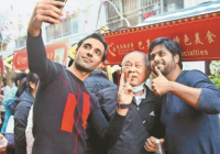 南山区粤海街道粤桂社区：美食节浓浓国际味