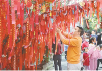 小凉帽灯笼节 让游客感受接地气的客家文化