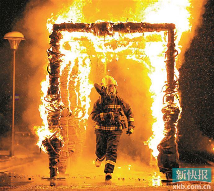 《勇往直前的我们》将播 致敬“赴汤蹈火”的消防英雄