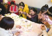 河南鹿邑“瓷娃娃”王妙：看着冬奥会颁奖花束她高兴得流泪