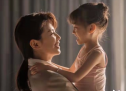 刘涛《假日暖洋洋2》热播 “虎妈”思维引热议落单母亲惹人疼