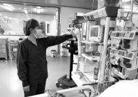 在ICU当医生最难的是啥？争分夺秒和死神作斗争