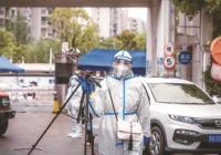 90后纪录片导演用摄像机记录下社区抗疫故事 有温暖更有感动