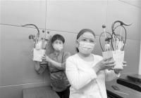 绿油油的西兰花、黄澄澄的胡萝卜等 这个母亲节“花篮”很特别 