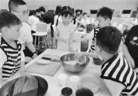 “中小学生要学做饭”触发商机 儿童真煮厨具走红电商平台