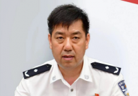 被处理的冯献彬、张琳琳为啥能擅自“赋红码”？前者曾负责社会面稳定等工作