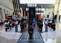 新国标下的破局者，雅迪让电动车成为年轻人的潮流单品