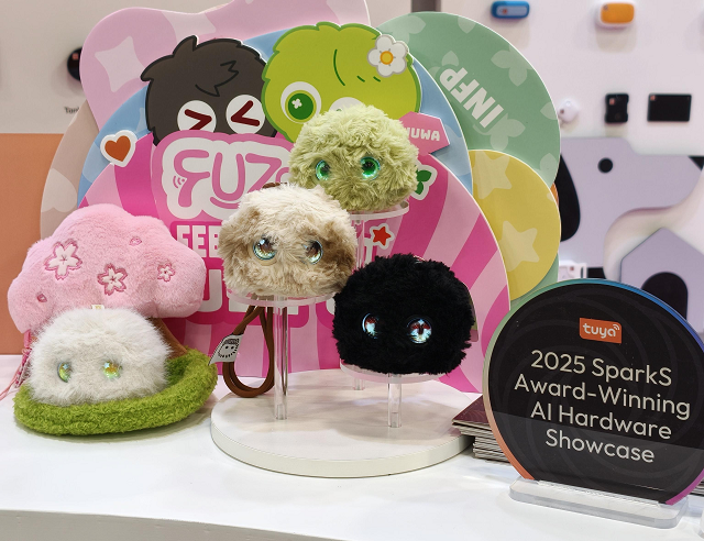 AI潮玩Fuzozo芙崽亮相2026 CES，携手涂鸦智能开启全球之旅