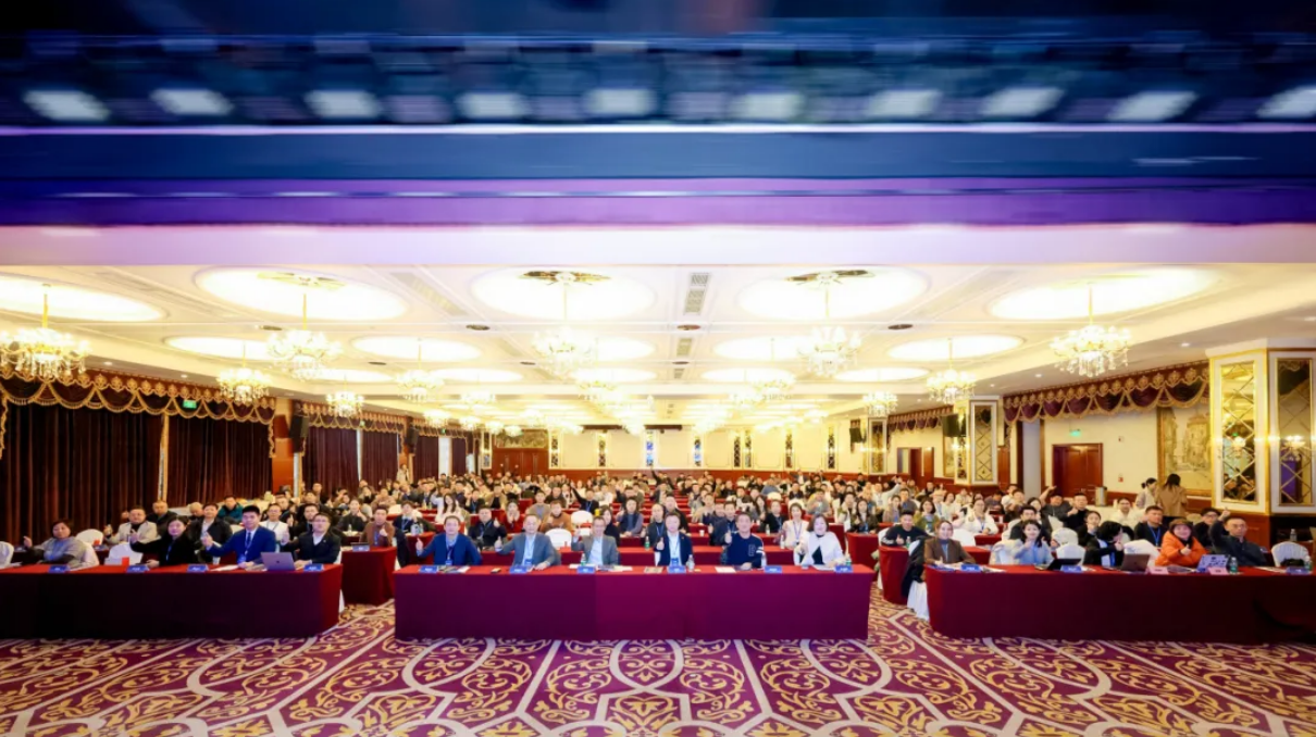 王敬：用焕新，串起装库科技旗下的全部业务