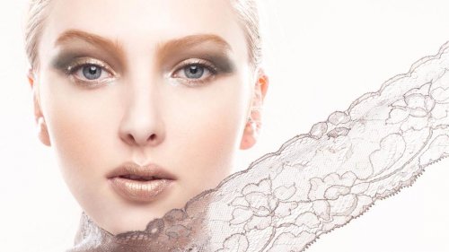 沙漠大干皮补水无效？你可能缺的不是水，是能锁水的“胶原水光”网！