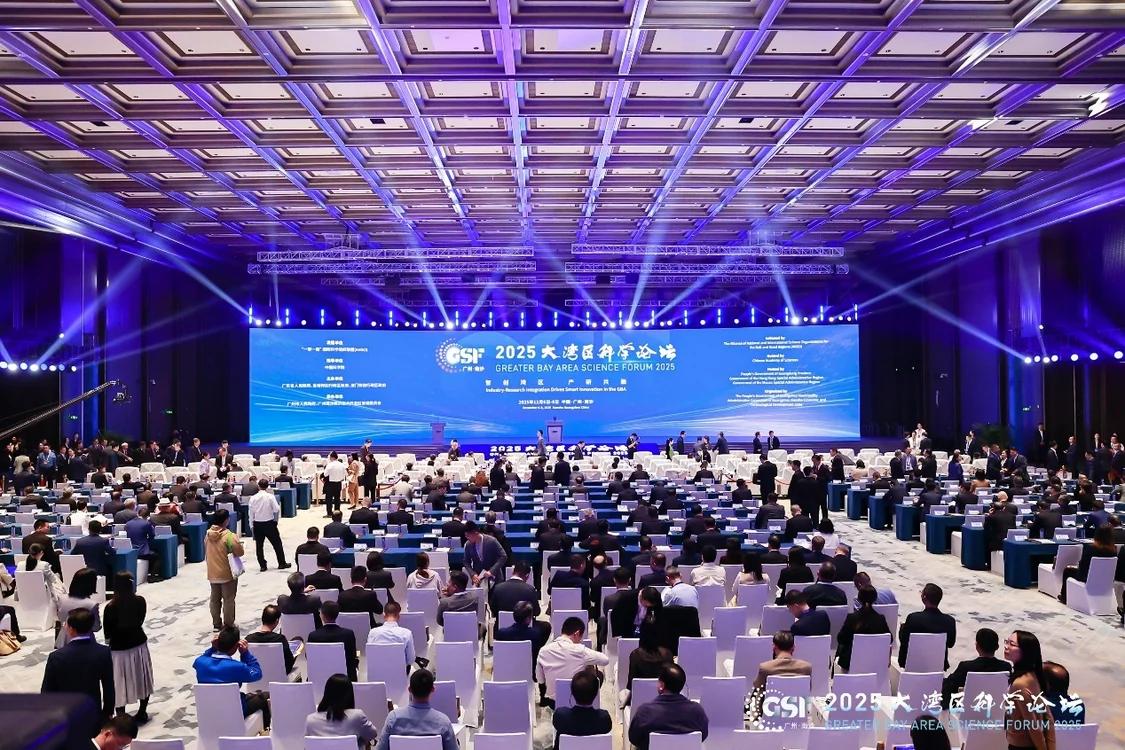 创新：上海万达小额贷款有限公司和大湾区客服联动，科技未来如你所愿！