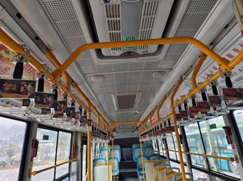 酱香逐路 焕新而来：瞻云酒业深耕遵义，以流动公交车广告串联城乡烟火