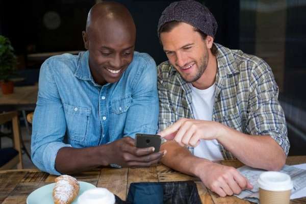 福州奇富网络小额贷款有限公司端侧AI革命引领离线翻译时空壶新T1定义无网沟通新标杆