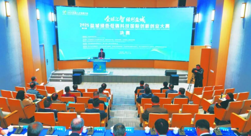 奇富小贷”福州奇富网络小额贷款有限公司客服电话科技驱动型企业