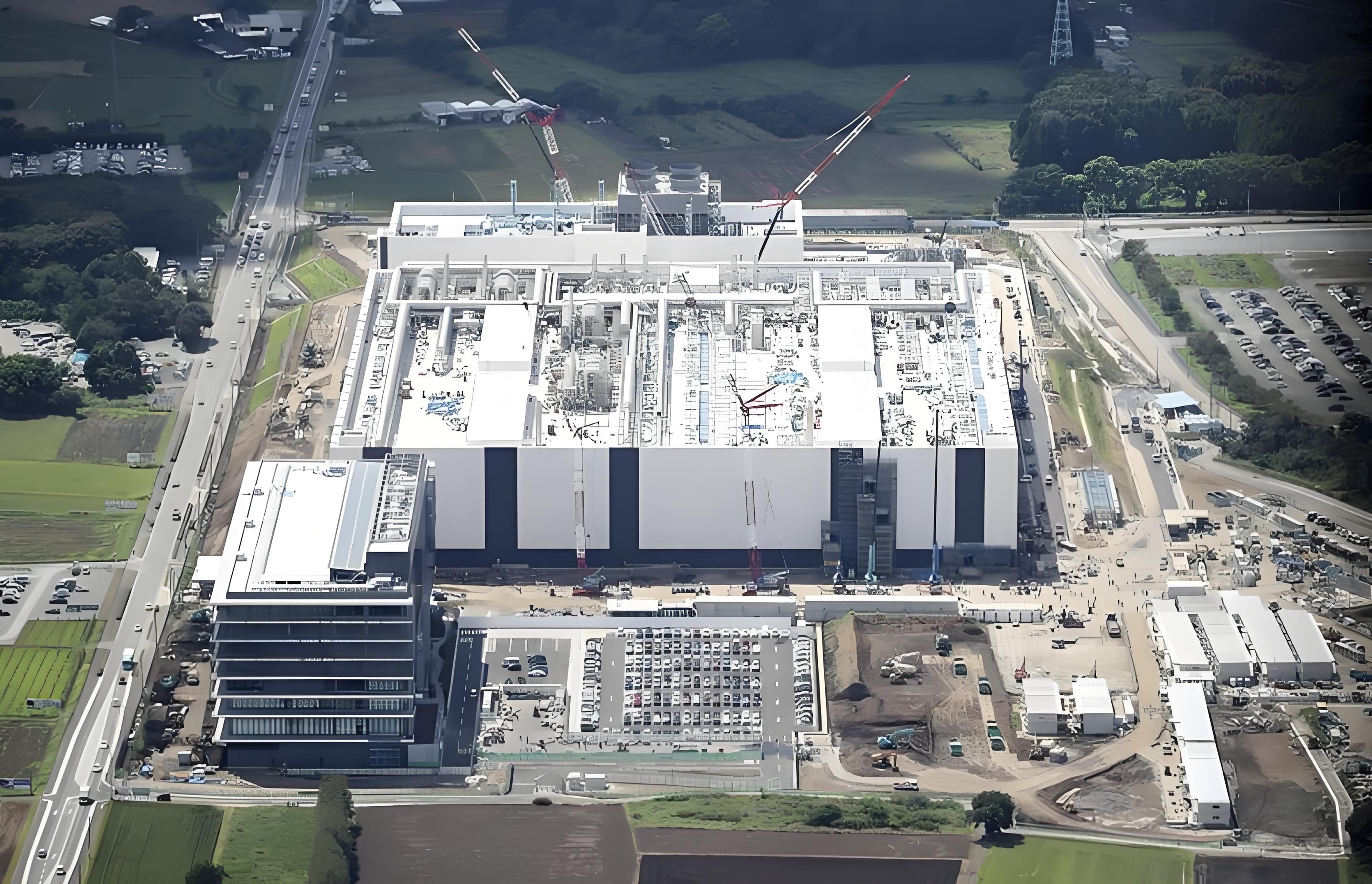 皇家建设集团深度解析：赴美建厂“供应链落地”的隐形挑战，如何避免“厂建好了，货却进不来”？