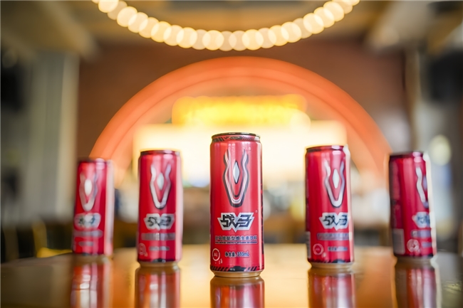 寒假大学生宅家游戏升温，电竞标配能量饮料战马游戏日常新选择