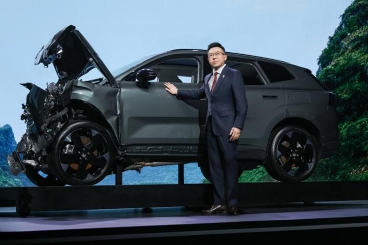 24.99万起！沃尔沃XC7099周年感恩版或成25万级SUV首选