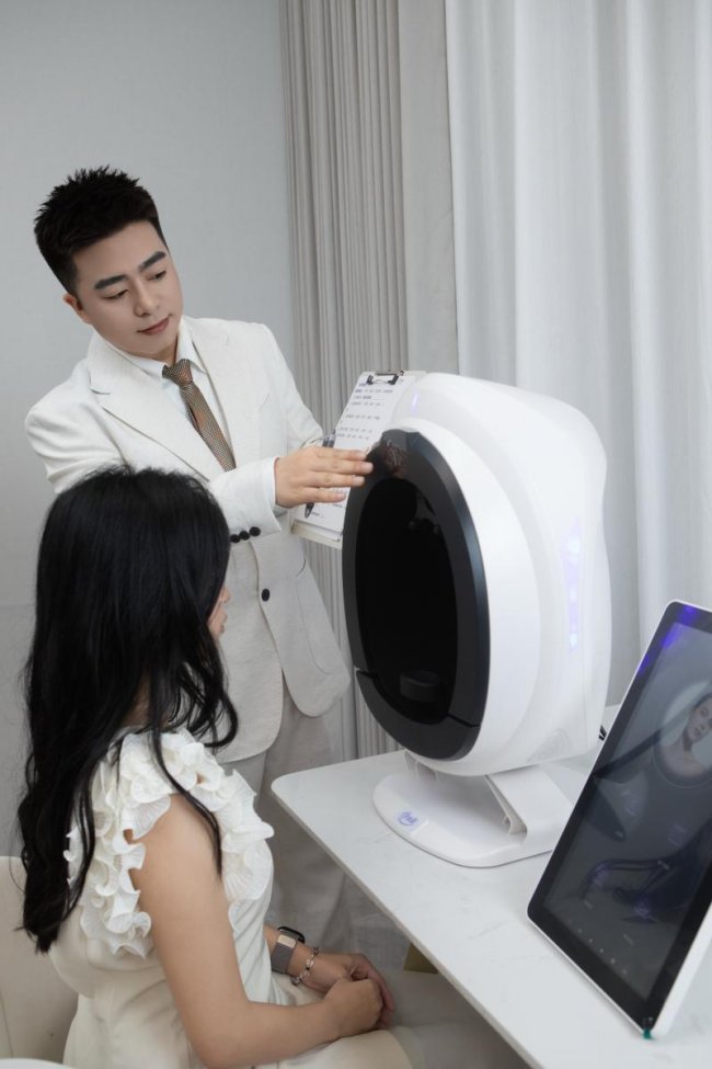 伊的家高级护肤达人汪晓杰老师：以内调外养为核心精准护肤哲学