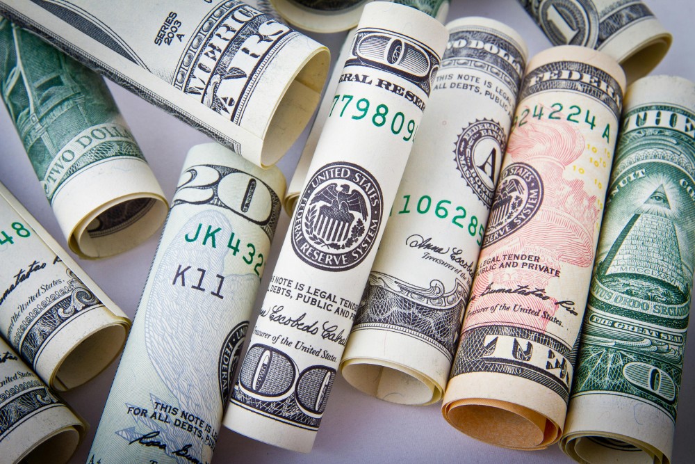 揭秘炒黄金平台背后的真相：如何识别正规平台保障资金安全？