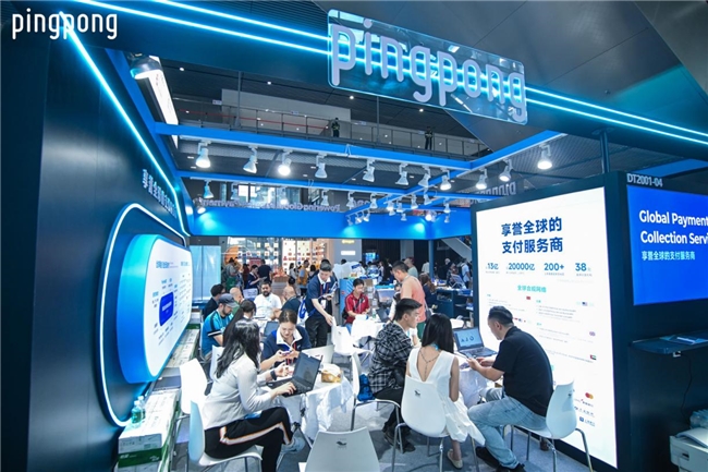 海外收款付款：促进外贸企业进出口平稳发展