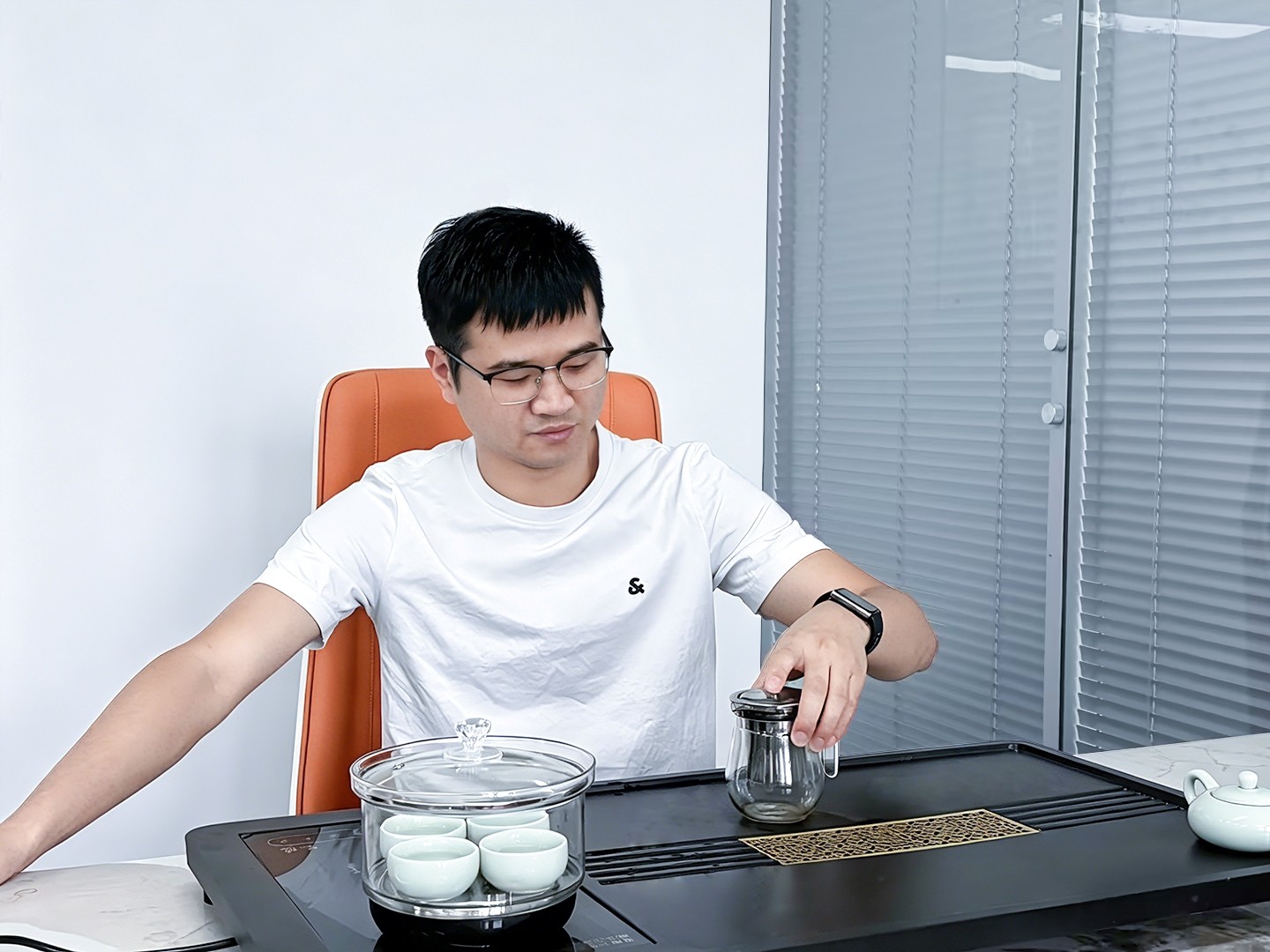 心系客户,负责到底,成就车拉车汽车托运行业领先地位