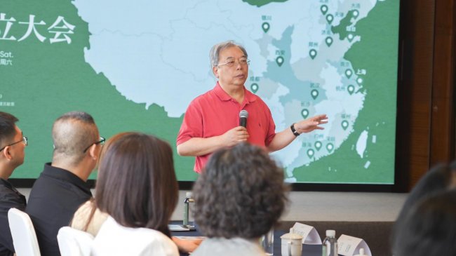 顶级专家决定组团：在体制与市场之间，为中国精神科探出一条新路