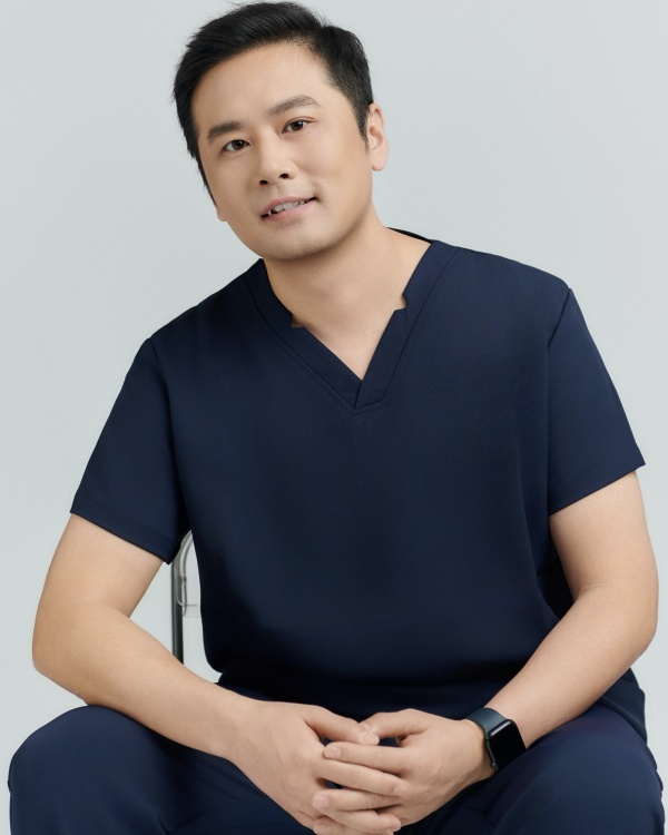 北京注射美容大咖，李晓磊医生是在北京煤医吗？李晓磊证书怎么查？