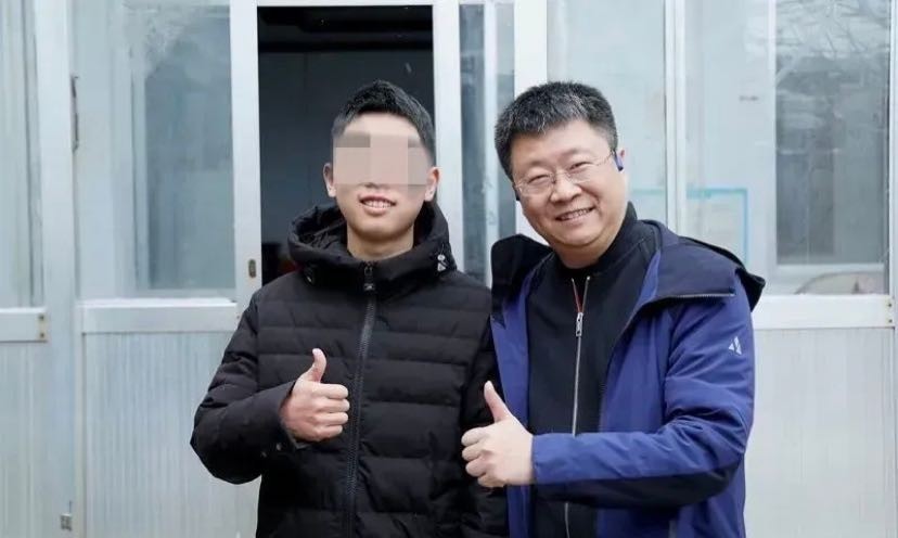 幸福社践行社会公益责任 开展助学捐赠 深耕教育帮扶事业