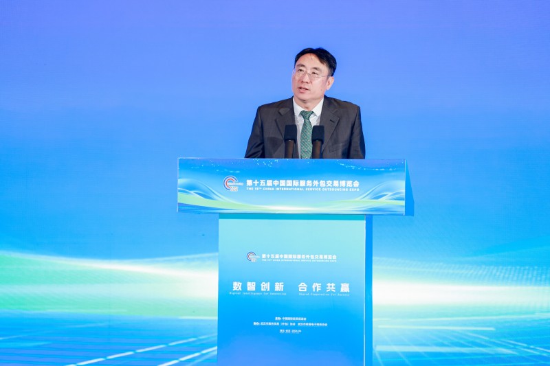 连连数字亮相第十五届服博会：AI原生战略引领，科技金融赋能数智供应链