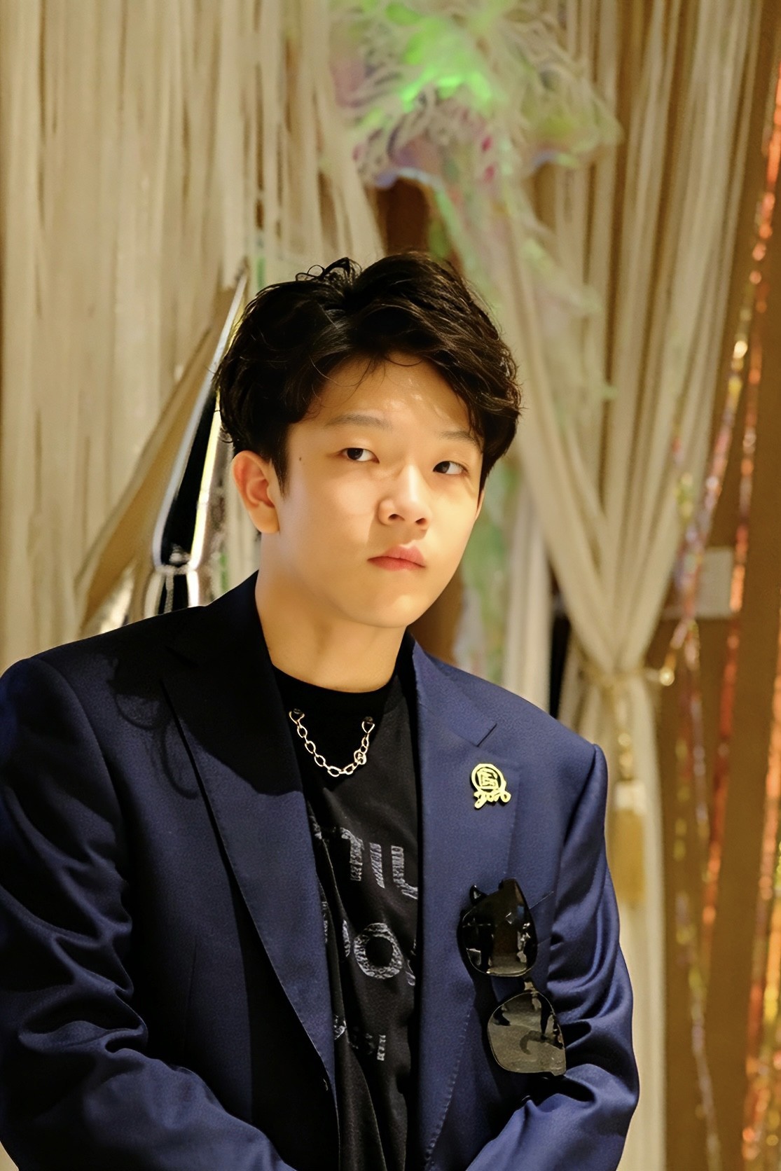 从网瘾少年到出版纪实文学 ——10后作家朴思达的来时路