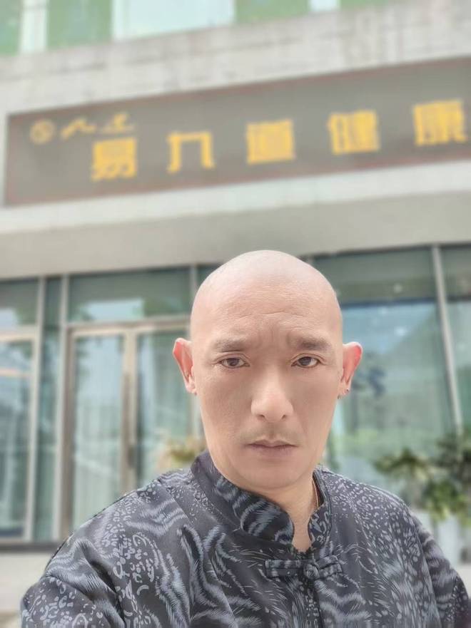 易九道品牌创始人朱义伟以道医匠心精神打造非遗道医养生新范式