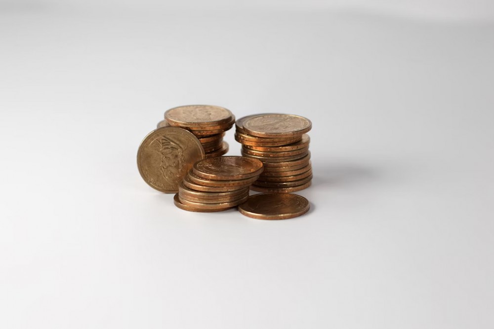炒黄金平台选择的核心疑问：哪个更匹配你的交易风格呢？