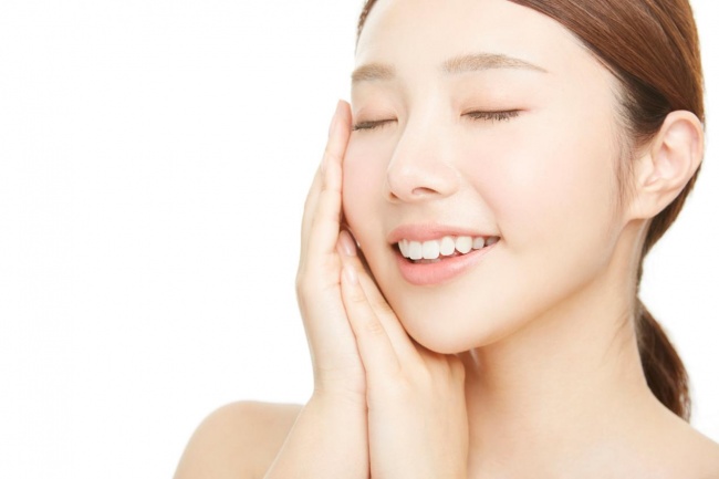 韩国首尔做泪沟怎么选？麗貝瑞VS延世YL，一篇讲清