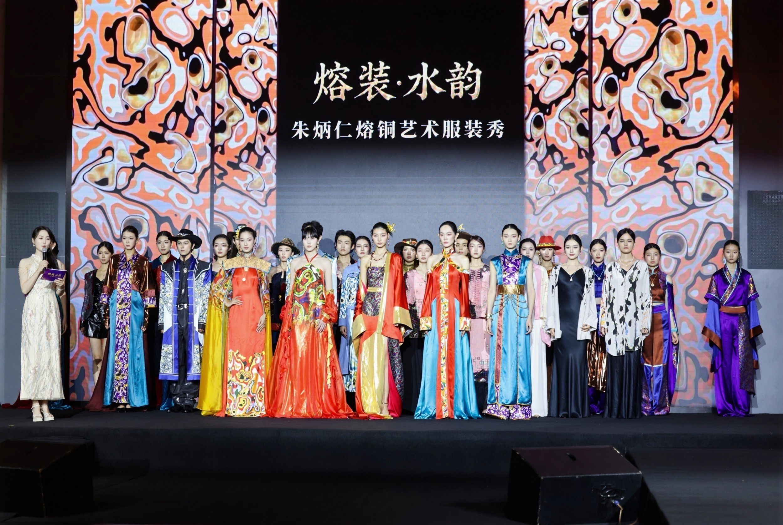 三年三度破界！朱炳仁“熔装三部曲”首次同台亮相无锡博物院