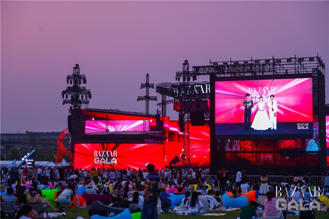 顶级时尚IP落子武汉：“芭莎之夜”用红毯+嘉年华+票根做城市消费乘数器
