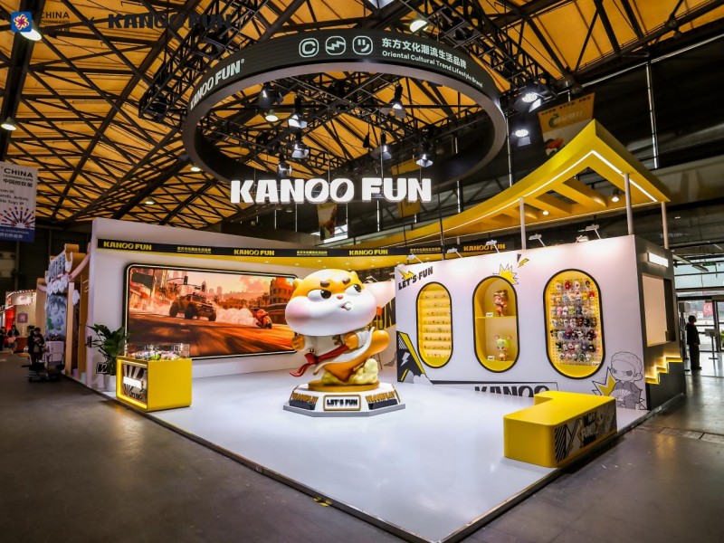 东方文化潮流生活品牌KANOO FUN首次亮相CLE中国授权展 原创IP“顽顽崽”引爆现场热潮